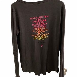 Peloton vintage cities long sleeve size S